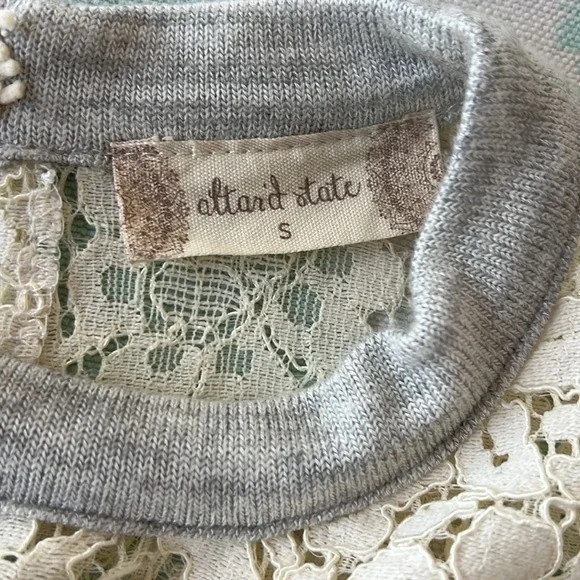 Altar’d State Lace Yoke Long Sleeve Knit Top Keyhole Back NWT - Picture 7 of 10